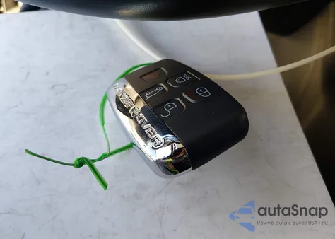 2019 Land Rover Range Rover Velar P250 R-Dynamic Se from USA, damaged, VIN SALYL2EX9KA791629